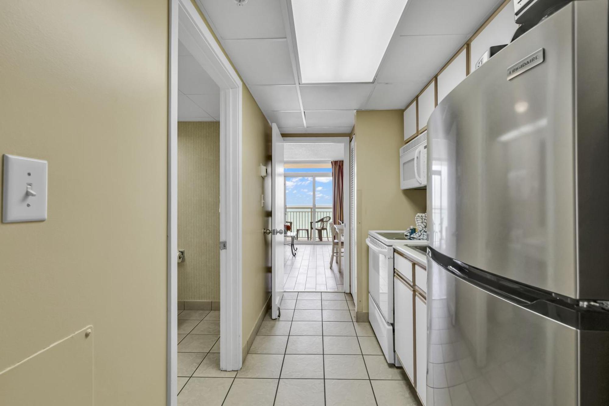 Oceanfront Condo Camelot By The Sea Myrtle Beach Bagian luar foto
